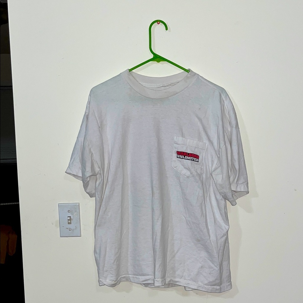 Vintage 90’s Marlboro Unlimited Railroad map front pocket Tee-shirt.